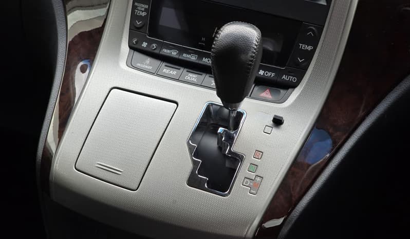 2012 Toyota Alphard image-12