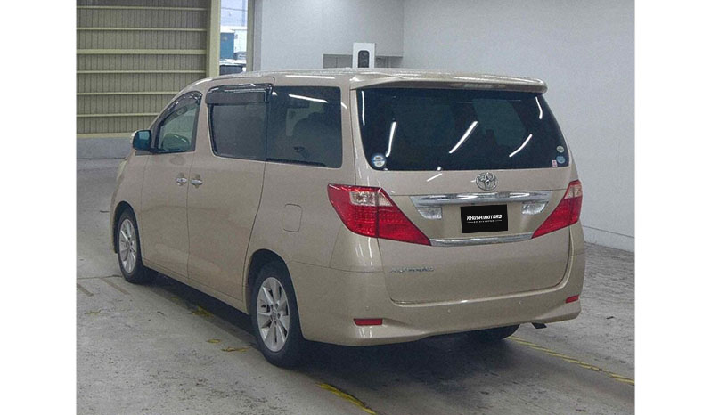 2010 Toyota Alphard 240G image-4
