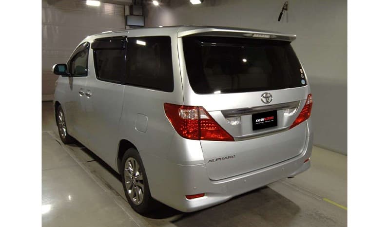 2012 Toyota Alphard 240X image-3