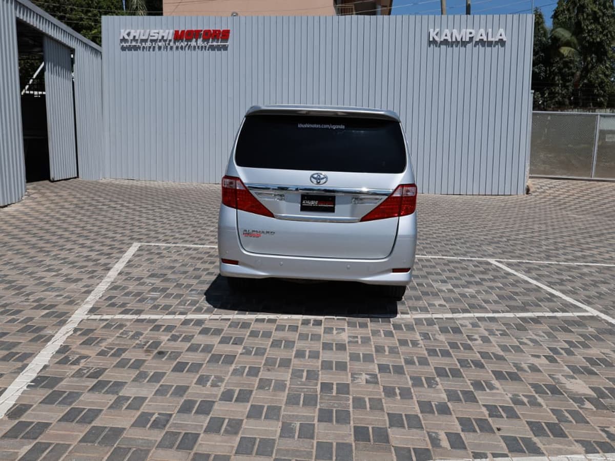 2012 Toyota Alphard 240X image-17