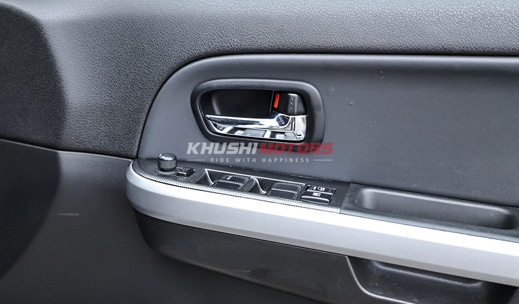 2012 Suzuki Escudo image-15