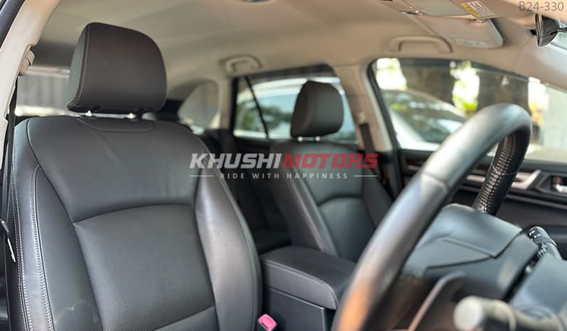 2015 Subaru Outback Base Grade image-7