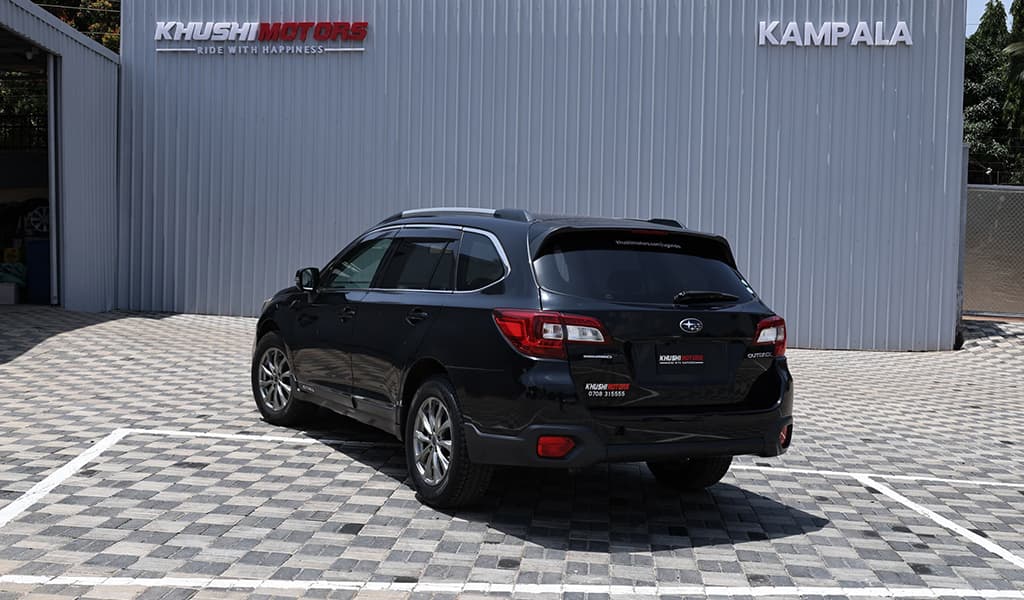 2015 Subaru Outback Base Grade image-19