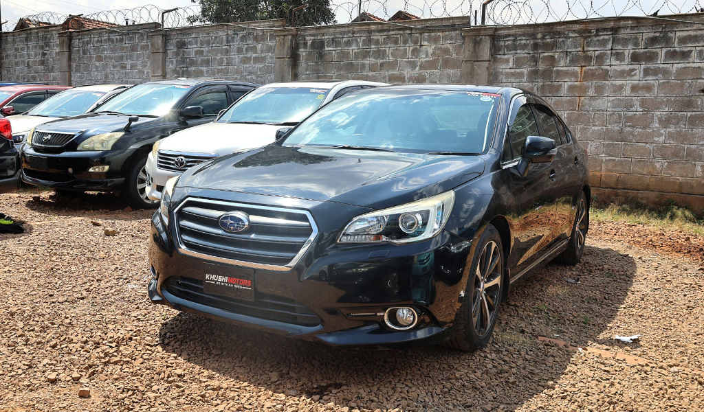 2015 Subaru Legacy B4 image-9