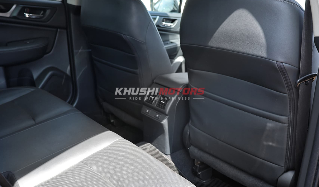 2015 Subaru Legacy B4 image-15