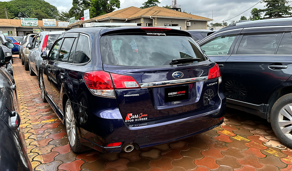2009 Subaru Legacy image-4