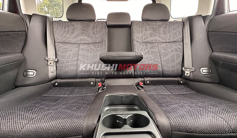 2011 Subaru Forester image-13