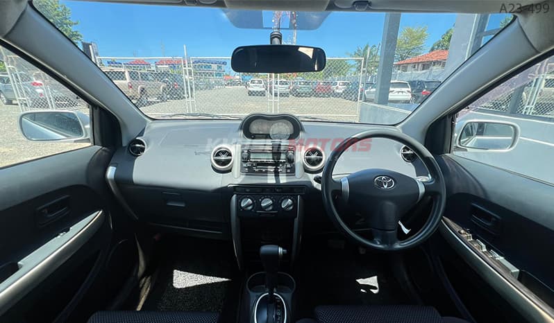 2002 Toyota IST image-18