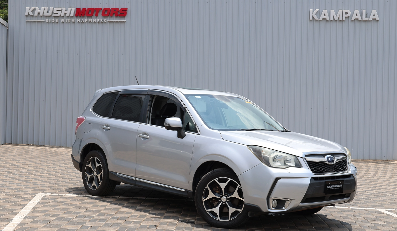 2012 Subaru Forester 2.0XT Eyesight image-1