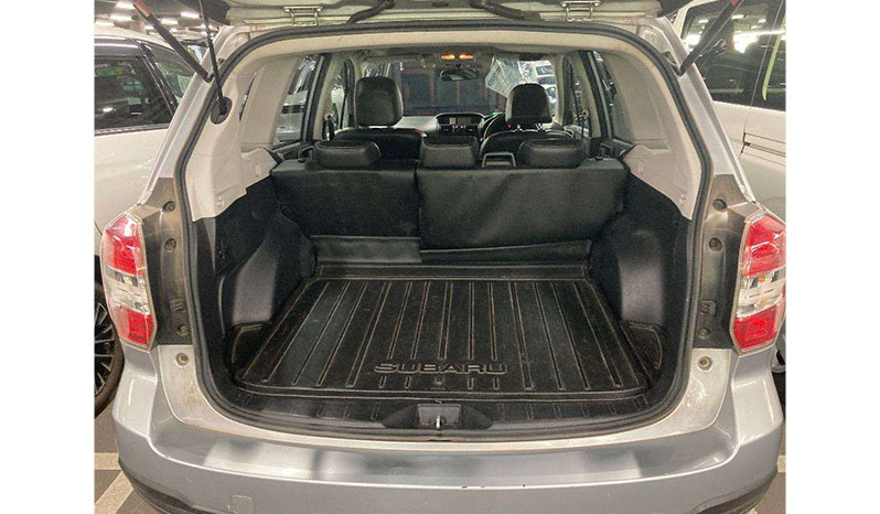 2012 Subaru Forester 2.0XT Eyesight image-2