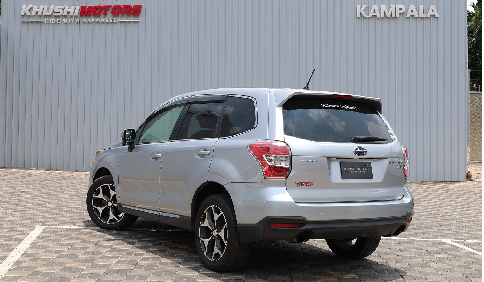 2012 Subaru Forester 2.0XT Eyesight image-10