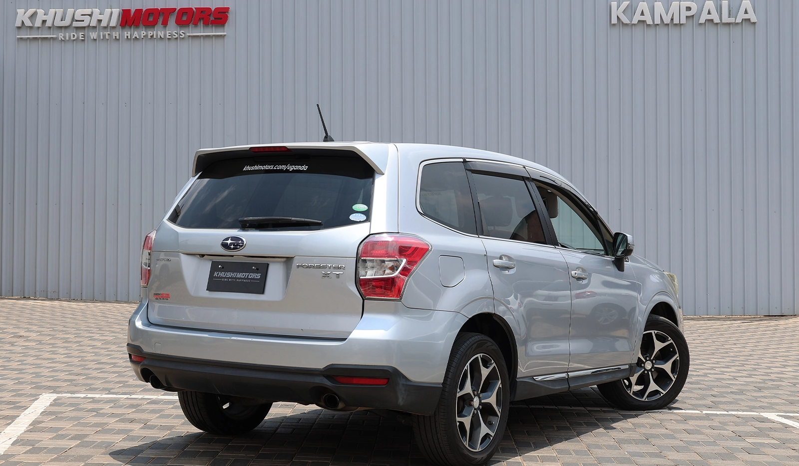 2012 Subaru Forester 2.0XT Eyesight image-11