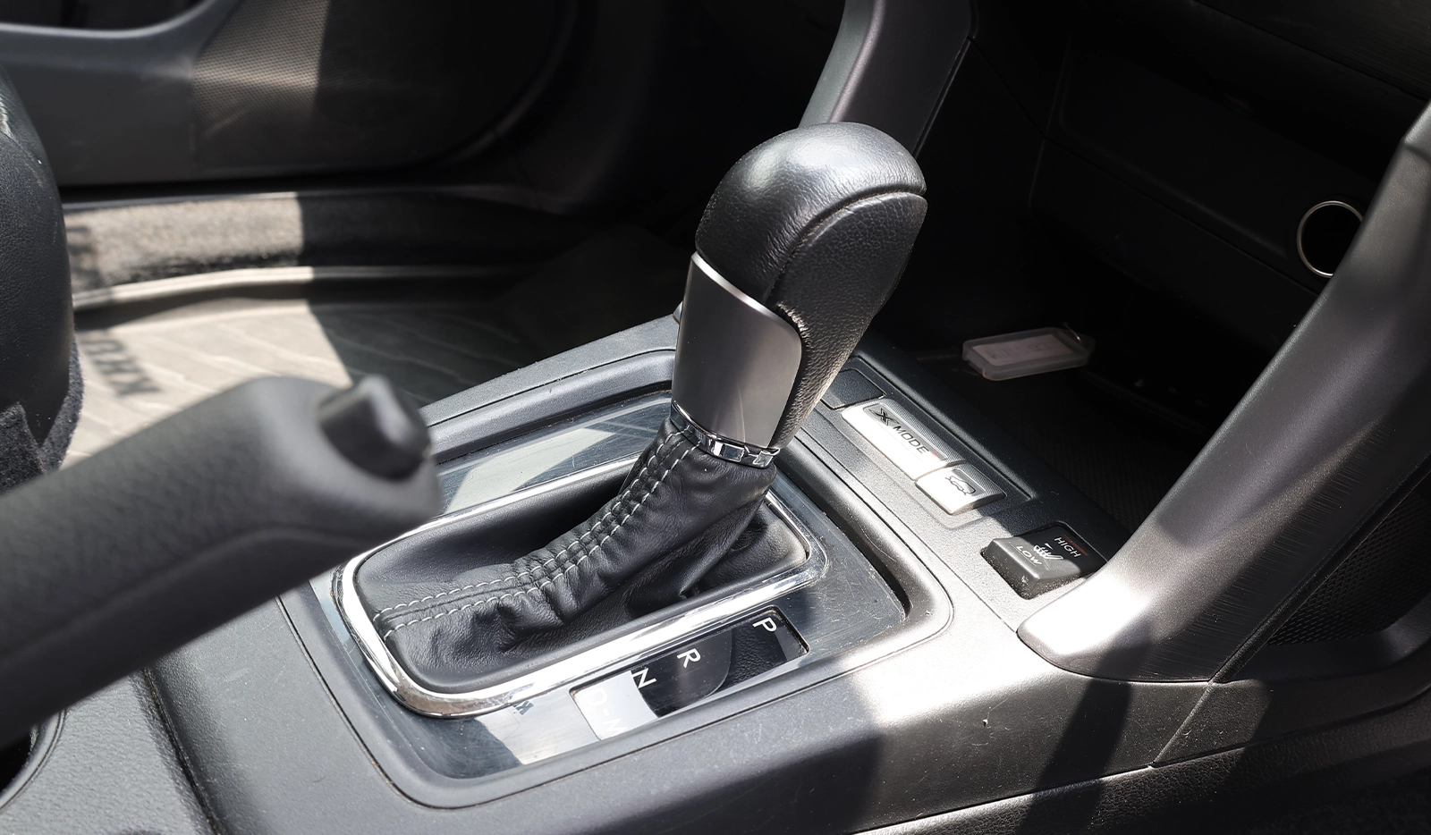 2012 Subaru Forester 2.0XT Eyesight image-13