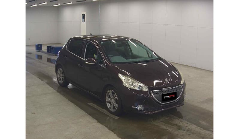 2012 Peugeot 208 image-7