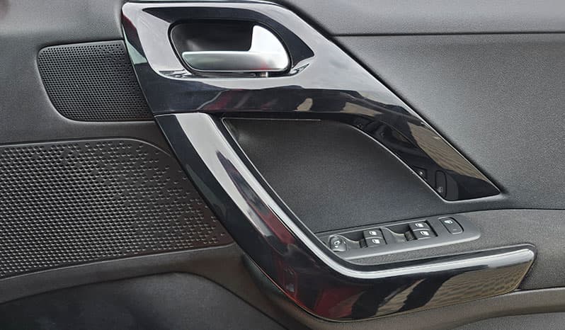 2016 Peugeot 208 Allure image-7