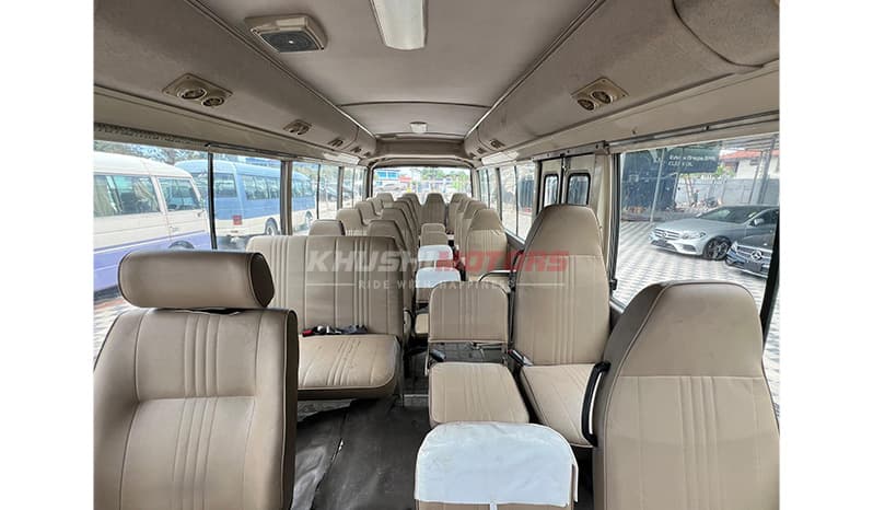 1998 Nissan Civilian Bus image-14