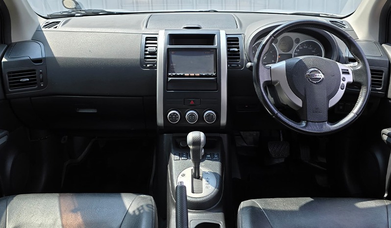 2010 Nissan X Trial image-24