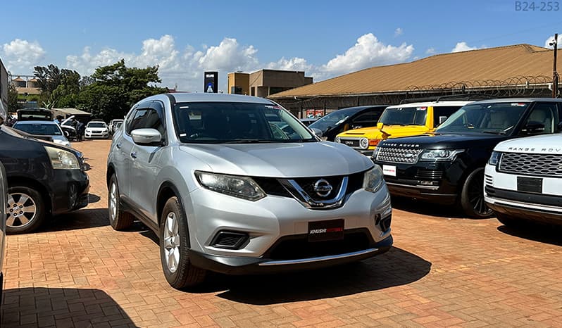 2015 Nissan X Trial image-8