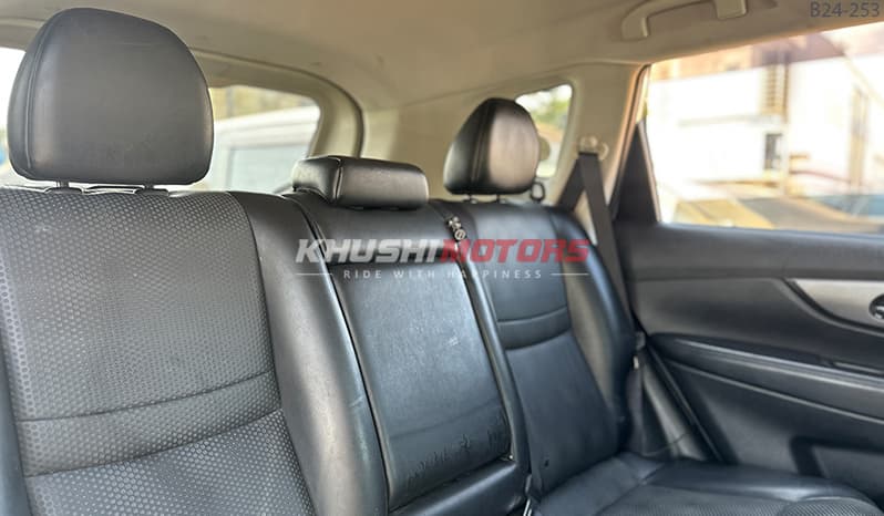 2015 Nissan X Trial image-12