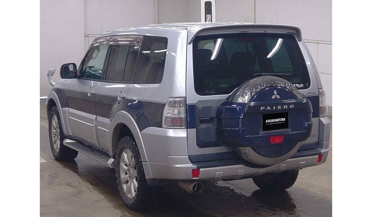 2011 Mitsubishi Pajero Long Super Exceed image-5