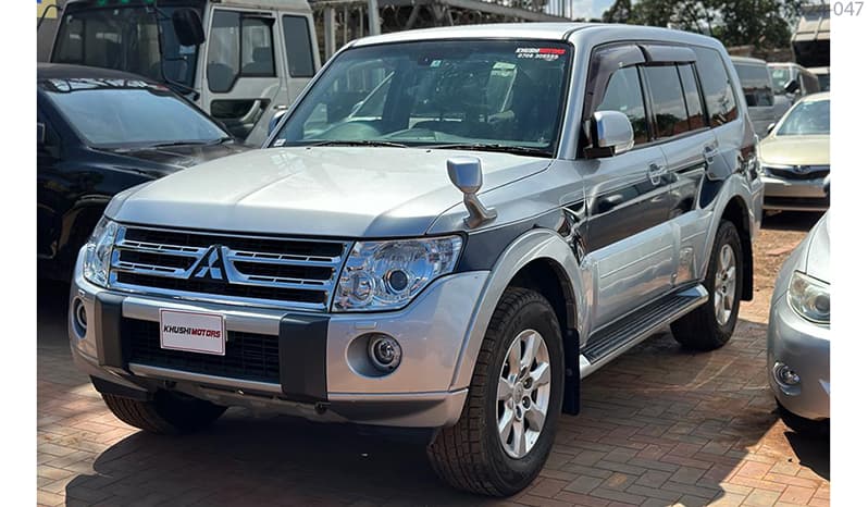 2011 Mitsubishi Pajero Exceed 3.0G image-7
