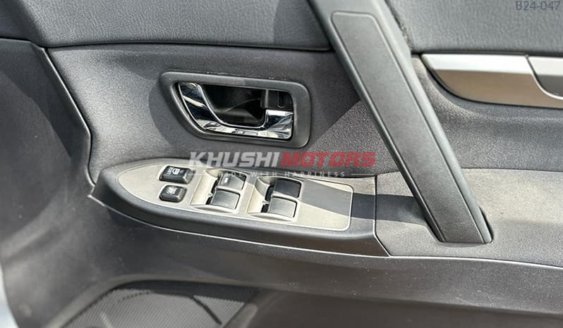 2011 Mitsubishi Pajero Exceed 3.0G image-10