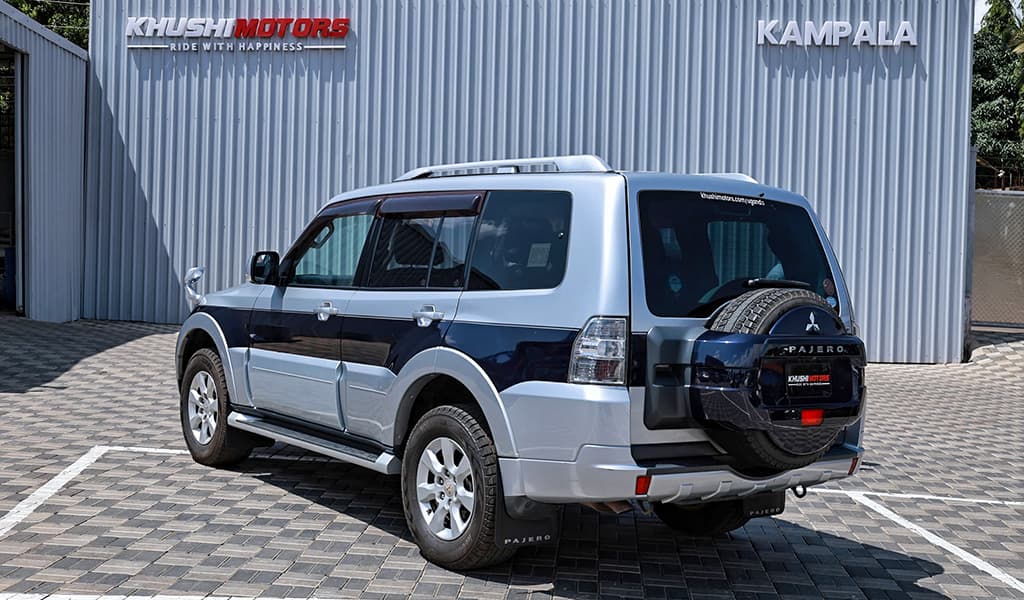 2011 Mitsubishi Pajero Exceed 3.0G image-17