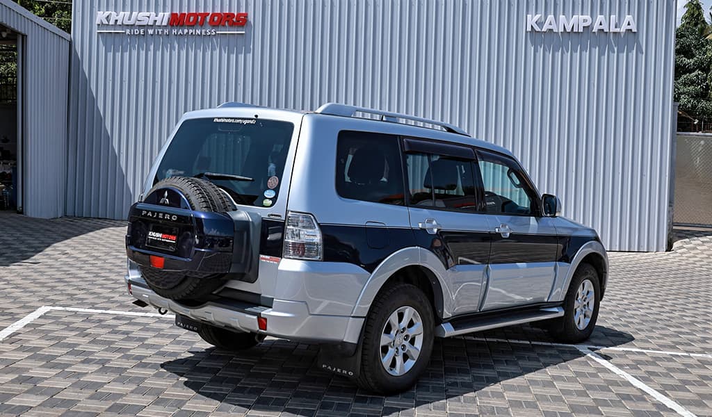2011 Mitsubishi Pajero Exceed 3.0G image-18