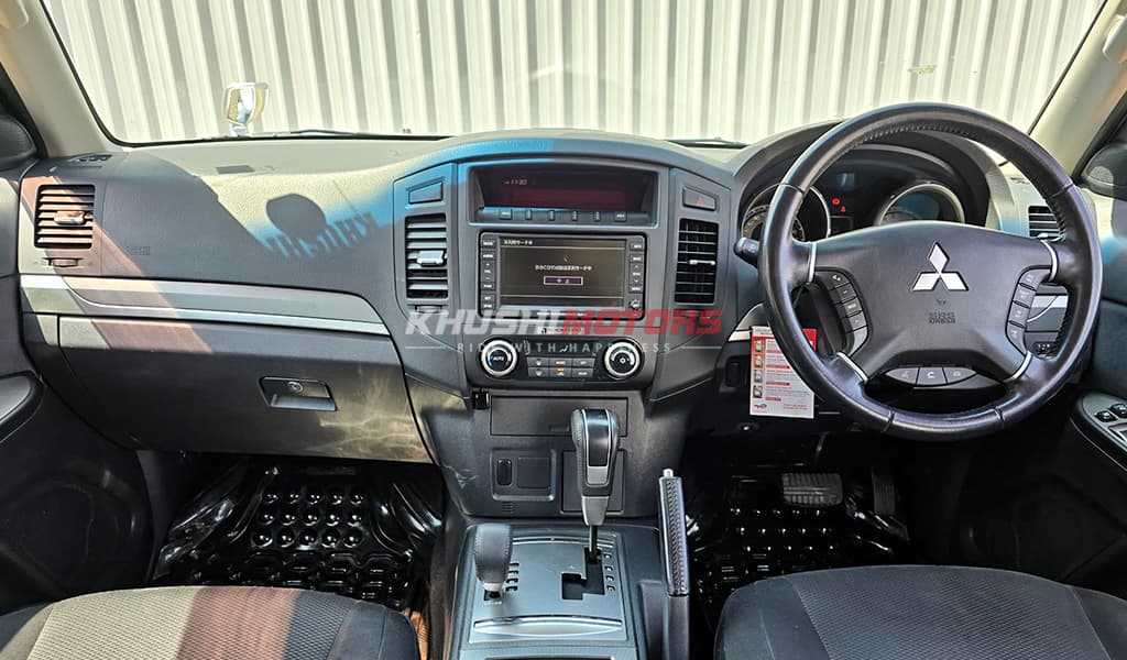 2011 Mitsubishi Pajero Exceed 3.0G image-19