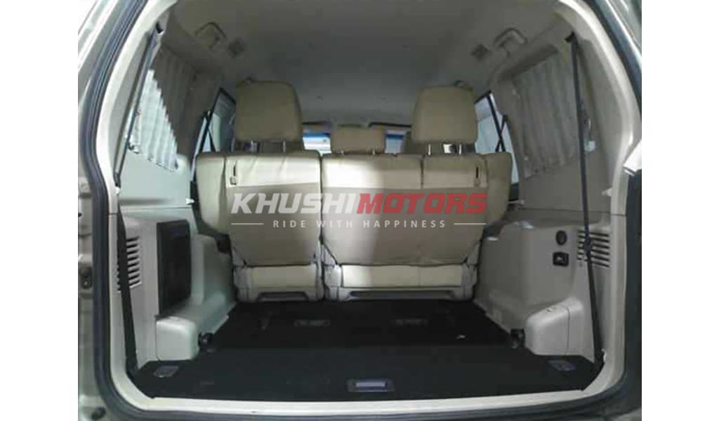 2012 Mitsubishi Pajero Exceed image-4