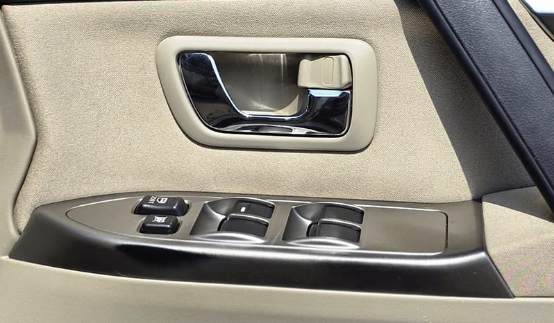 2012 Mitsubishi Pajero Exceed image-8