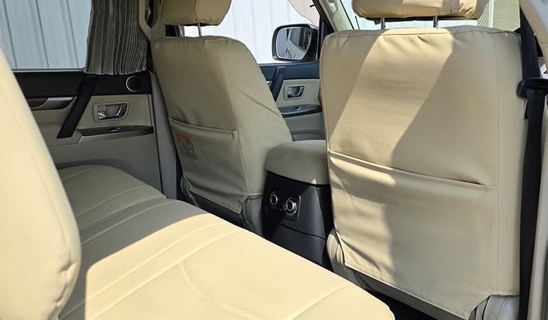 2012 Mitsubishi Pajero Exceed image-10