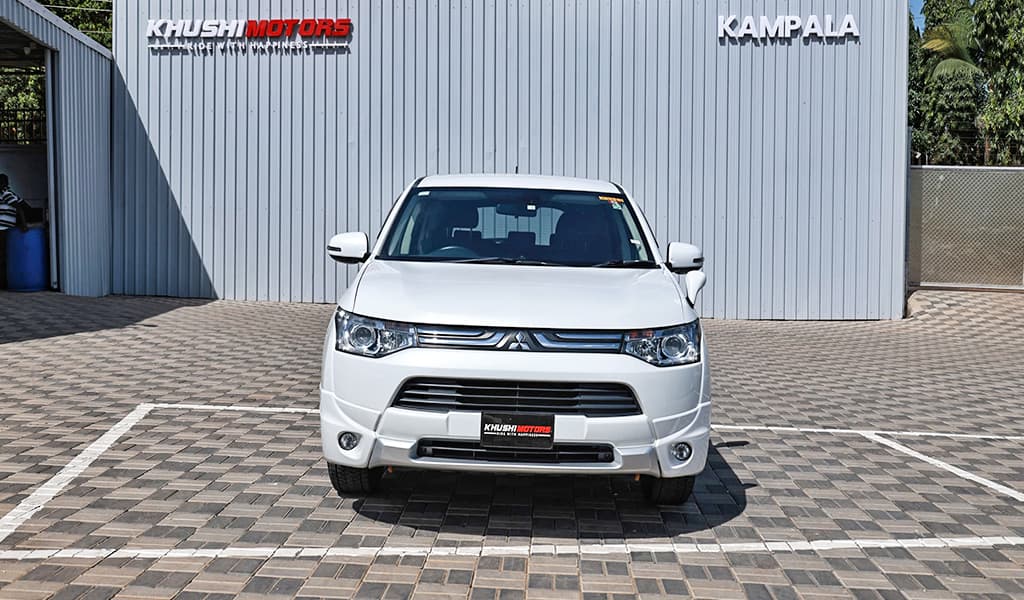 2012 Mitsubishi Outlander image-8