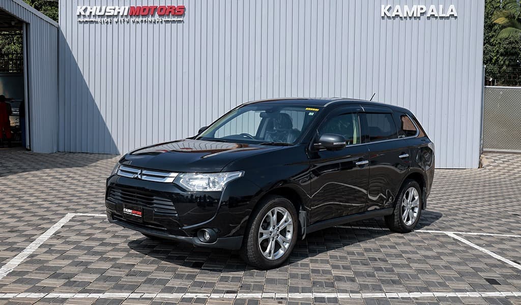 2012 Mitsubishi Outlander image-7