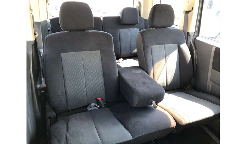 2012 Mitsubishi Delica image-11