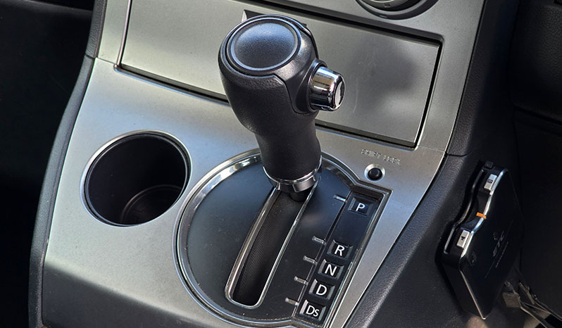 2012 Mitsubishi Delica image-19