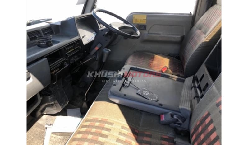 1988 Mitsubishi Canter Crane image-3