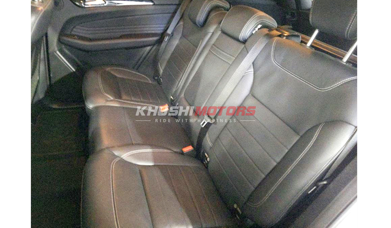 2015 Mercedes-Benz ML-Class ML350 image-4