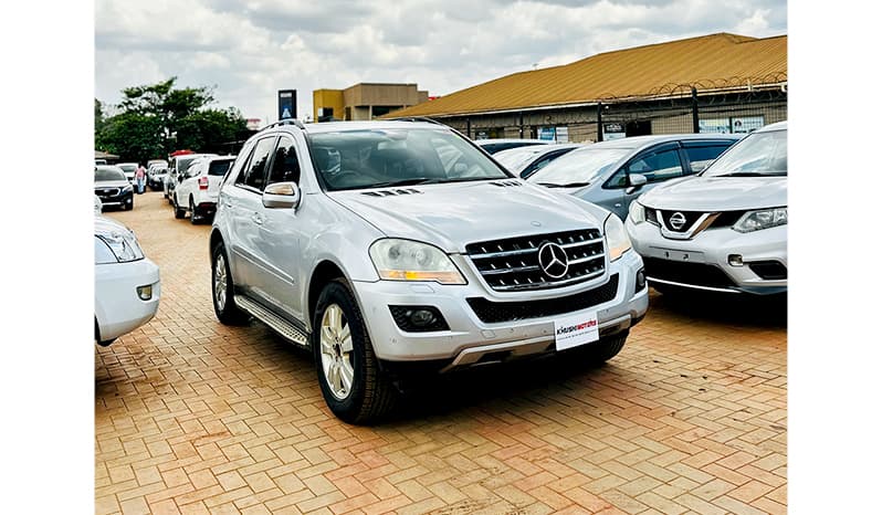 2009 Mercedes-Benz ML-Class ML350 image-1
