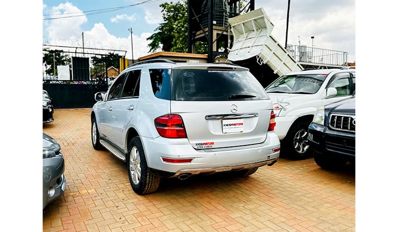 2009 Mercedes-Benz ML-Class ML350 image-5