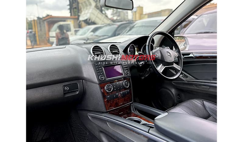 2009 Mercedes-Benz ML-Class ML350 image-8