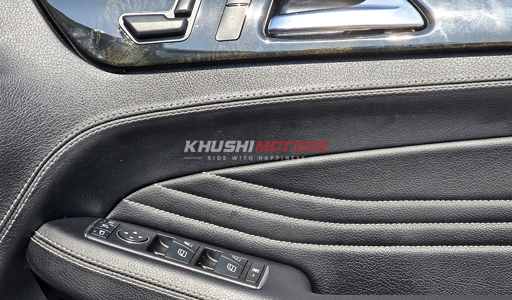 2015 Mercedes-Benz ML-Class ML350 image-12