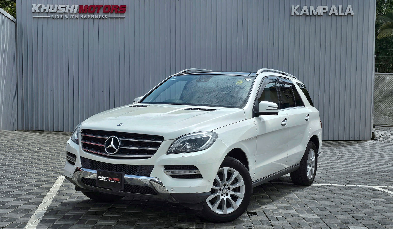 2012 Mercedes-Benz ML-Class 4MATIC ML350 image-16
