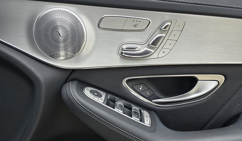 2016 Mercedes-Benz GLC-Class GLC250 image-9