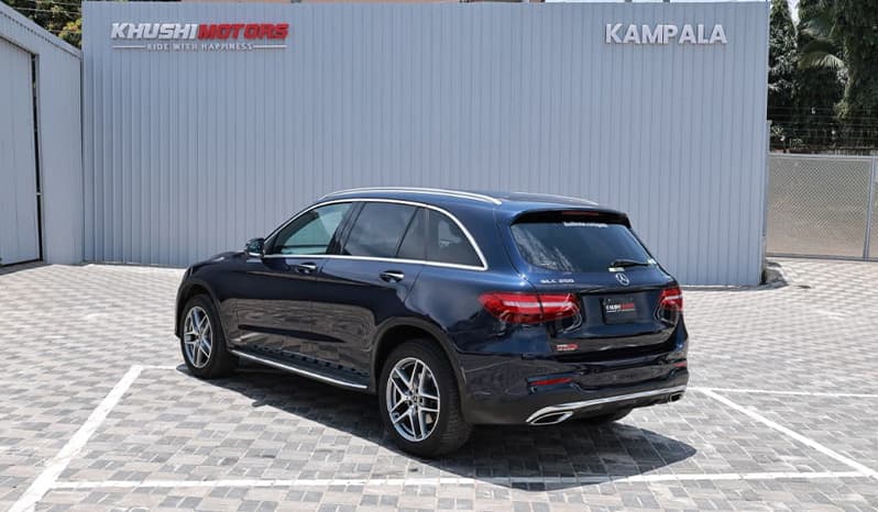 2017 Mercedes-Benz GLC-Class GLC250 image-4