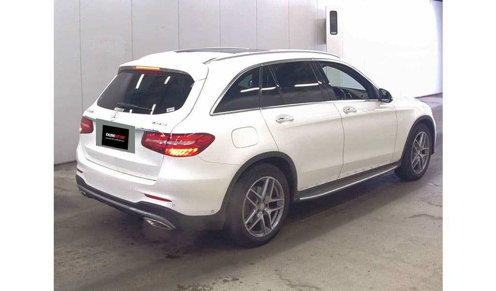 2016 Mercedes-Benz GLC-Class 4 MATIC GLC250 image-5