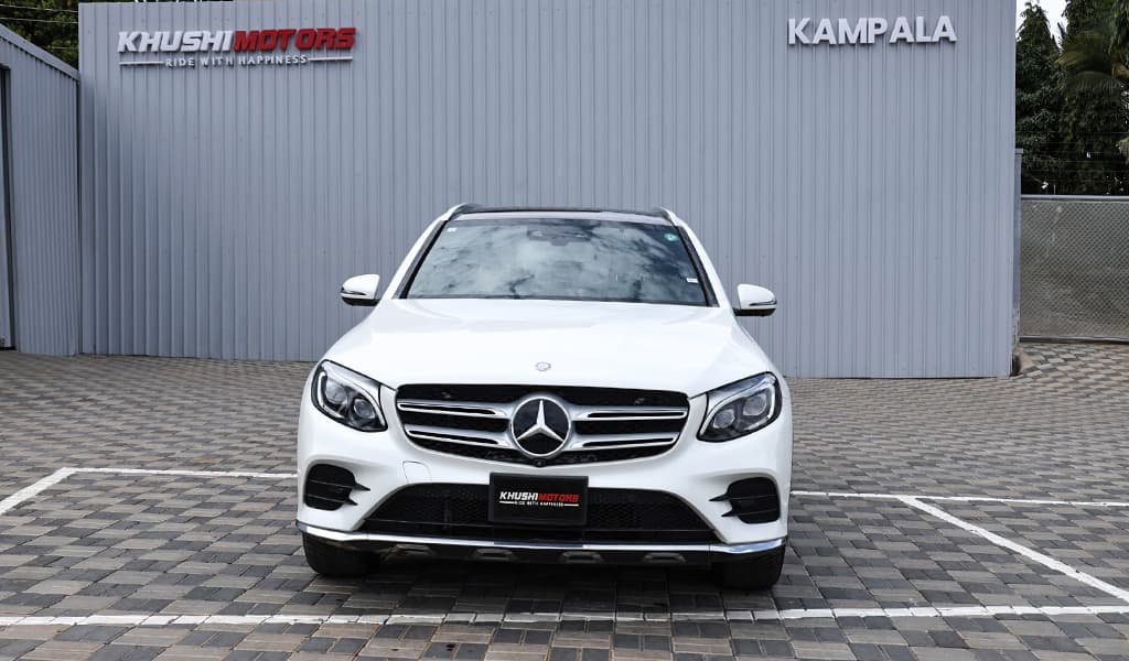 2016 Mercedes-Benz GLC-Class 4 MATIC GLC250 image-8