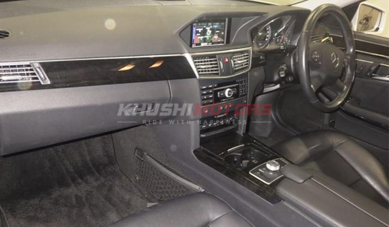 2010 Mercedes-Benz E-Class E350 image-2