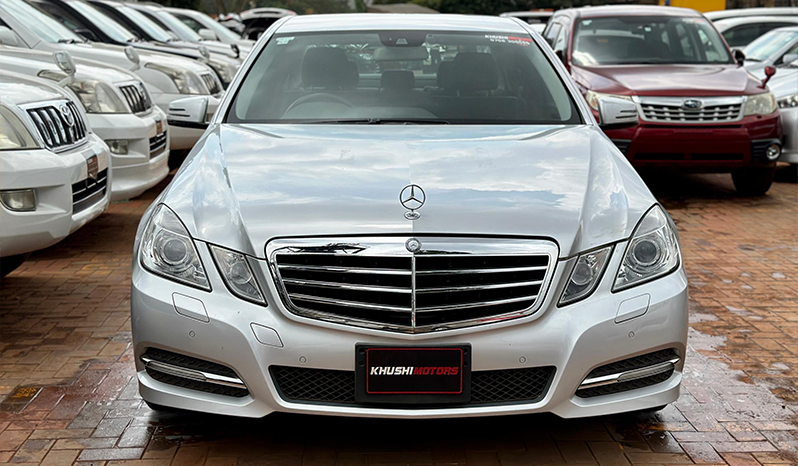 2010 Mercedes-Benz E-Class E350 image-16