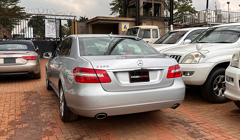 2010 Mercedes-Benz E-Class E350 image-18